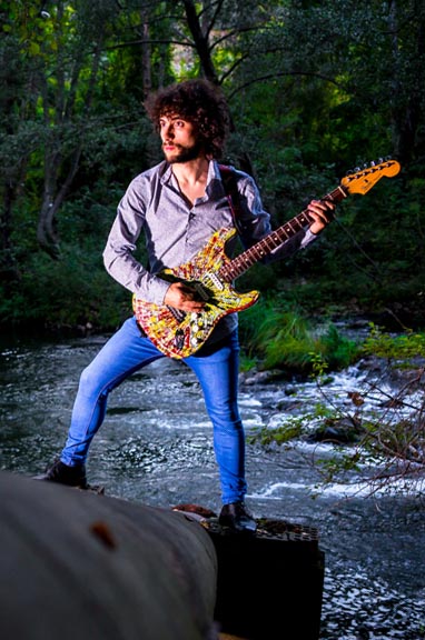 Foto promocional para el proyeto "Raúl Vázquez"